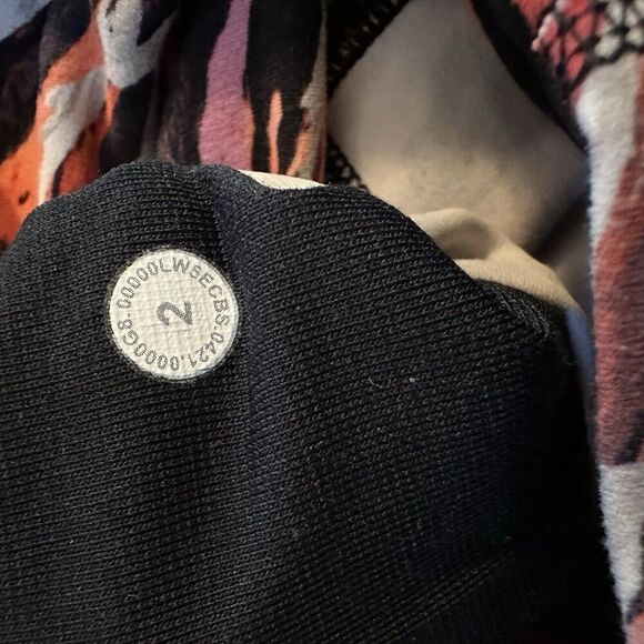 Lululemon Womens Align Legging Lunar New Year Size 2 Tiger Tide Smoky Red - Picture 6 of 6